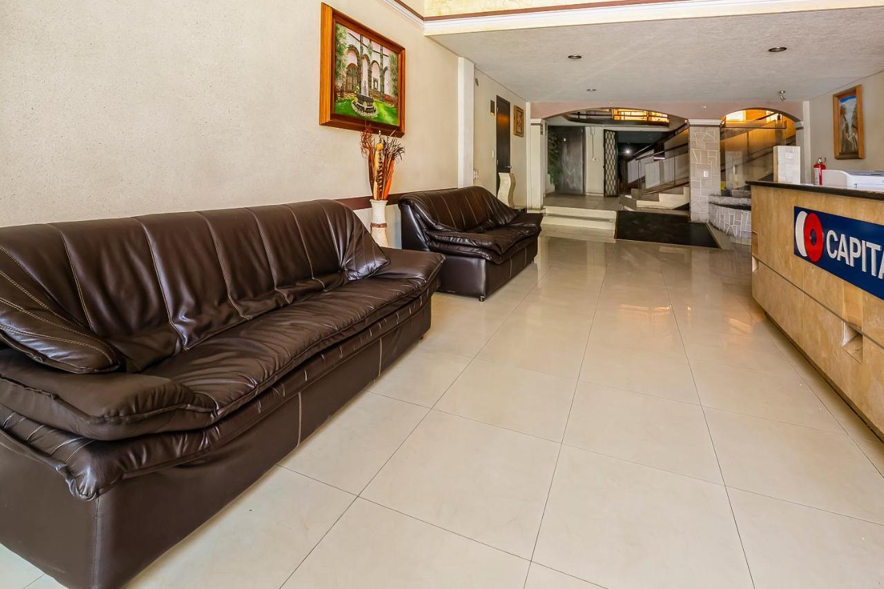 Capital O Hotel Victoria מורליה מראה חיצוני תמונה