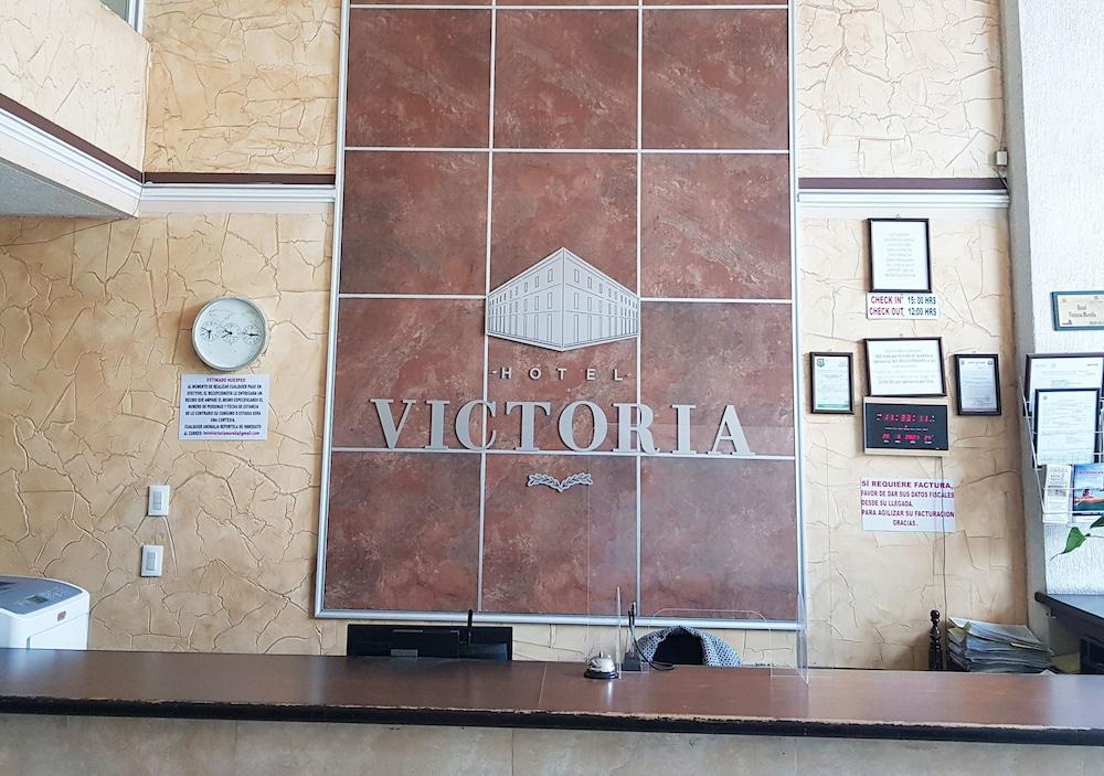 Capital O Hotel Victoria מורליה מראה חיצוני תמונה